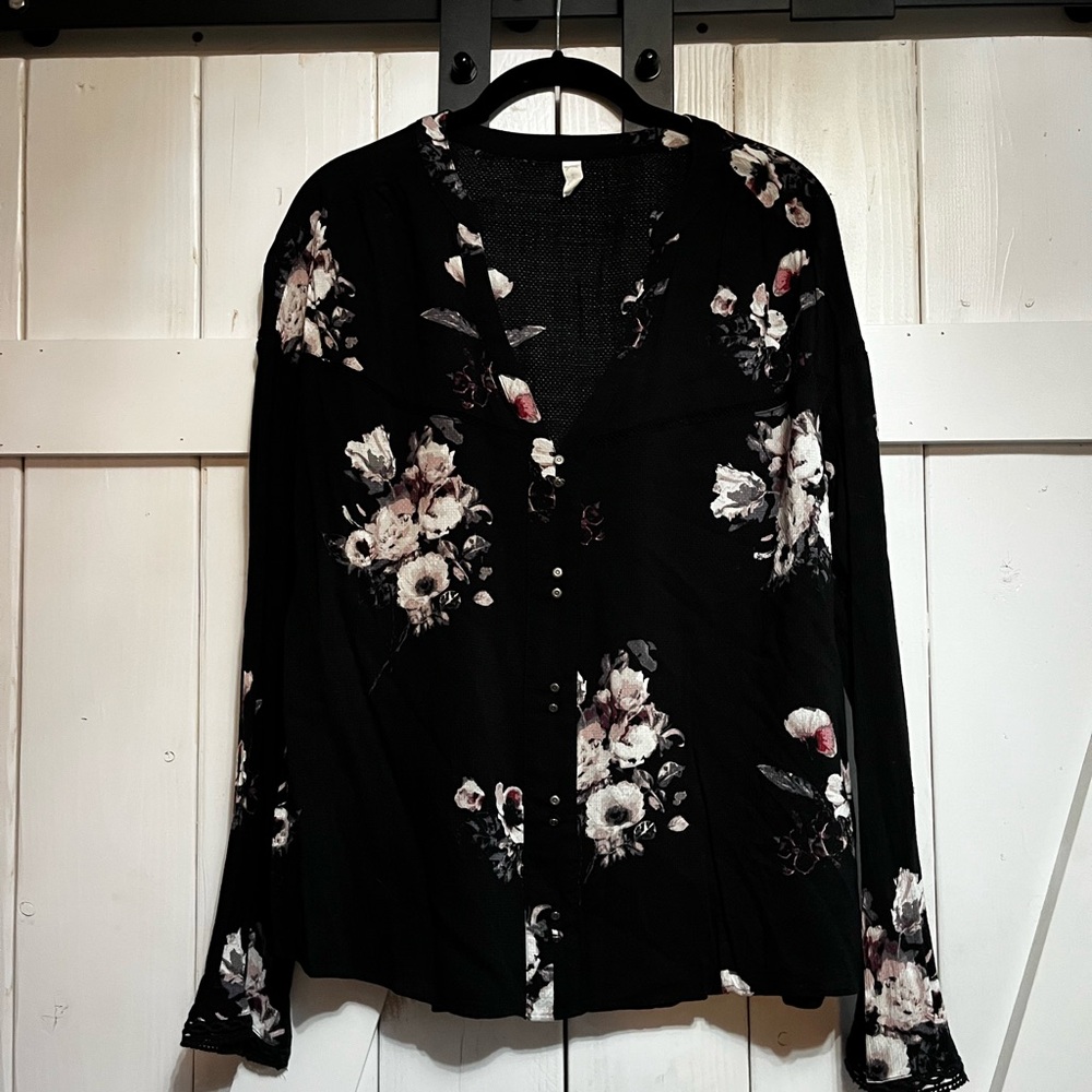 Floral Black Women's Top
